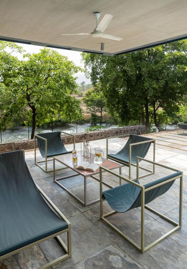 Lohonostays Maharajah House Karjat Bagian luar foto